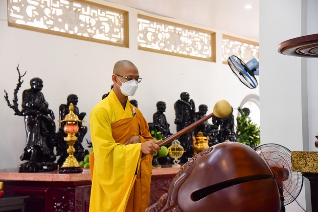 Pravaranà Ceremony at Hoang Phap Pagoda