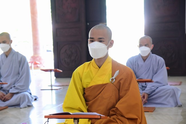 Pravaranà Ceremony at Hoang Phap Pagoda