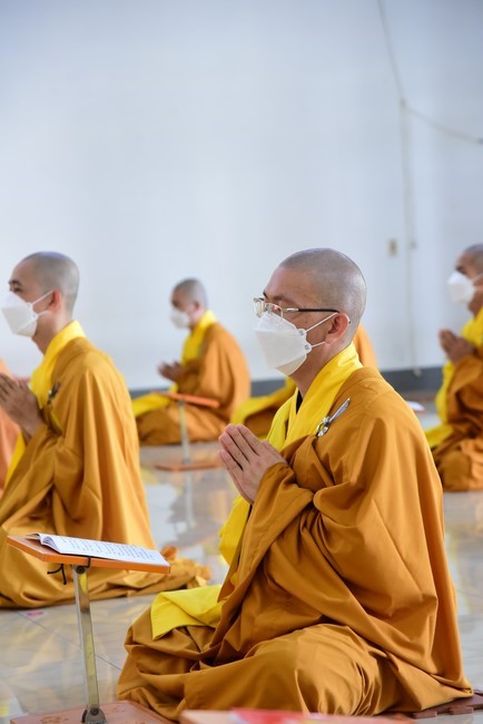 Pravaranà Ceremony at Hoang Phap Pagoda