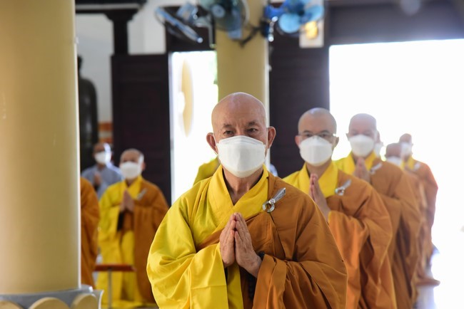 Pravaranà Ceremony at Hoang Phap Pagoda