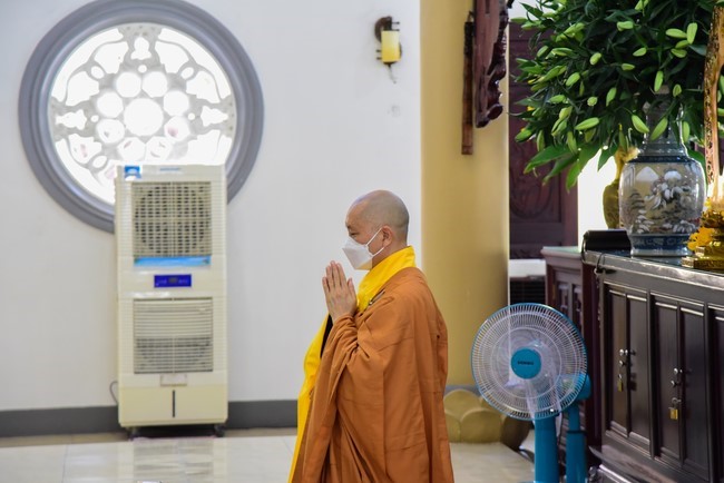 Pravaranà Ceremony at Hoang Phap Pagoda