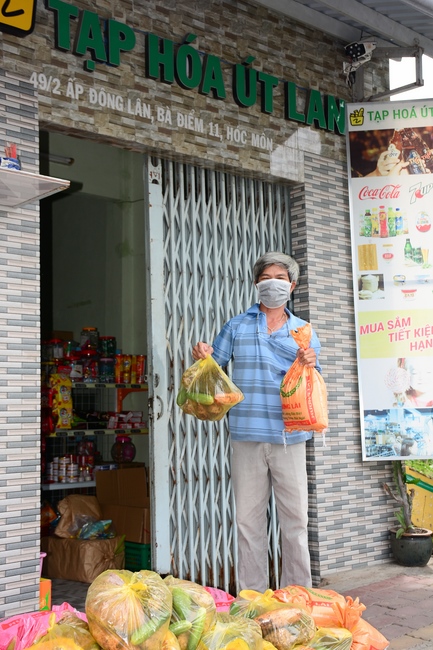 Chùa Hoằng Pháp: Tiếp tục hỗ trợ người dân khó khăn trong đại dịch Covid (đợt 8)