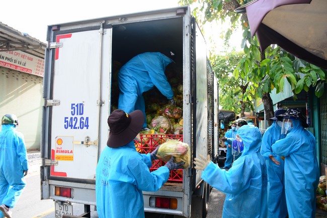 Continuing to support people in need in the Covid-19 pandemic of Hoang Phap Pagoda (series 9)