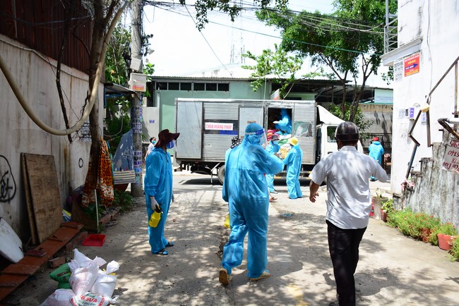 Continuing to support people in need in the Covid-19 pandemic of Hoang Phap Pagoda (series 9)