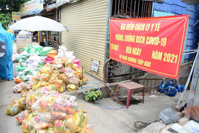 Continuing to support people in need in the Covid-19 pandemic of Hoang Phap Pagoda (series 9)