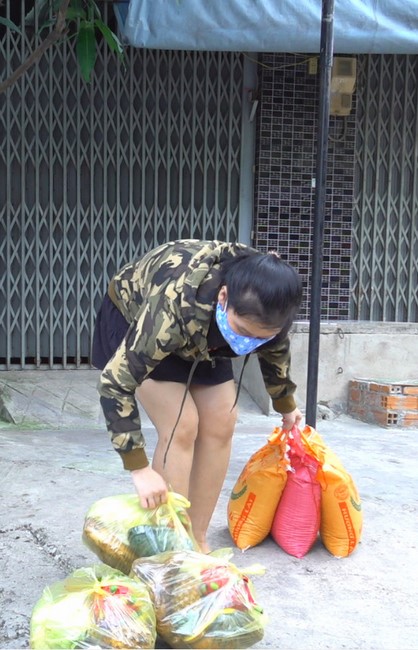 Continuing to support people in need in the Covid-19 pandemic of Hoang Phap Pagoda (series 9)