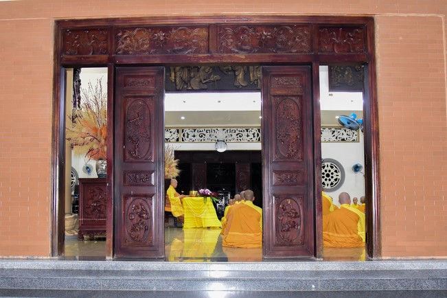 Pratimoksa commandment rite