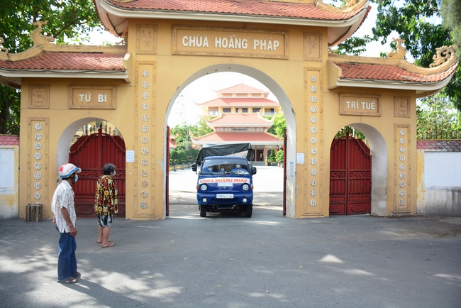 Continuing to support people in need in the Covid-19 pandemic of Hoang Phap Pagoda (series 10)