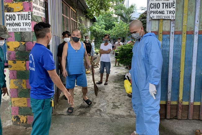 Continuing to support people in need in the Covid-19 pandemic of Hoang Phap Pagoda (series 10)