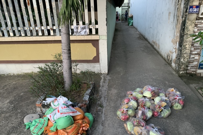 Continuing to support people in need in the Covid-19 pandemic of Hoang Phap Pagoda (series 10)