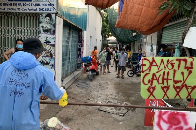 Continuing to support people in need in the Covid-19 pandemic of Hoang Phap Pagoda (series 10)
