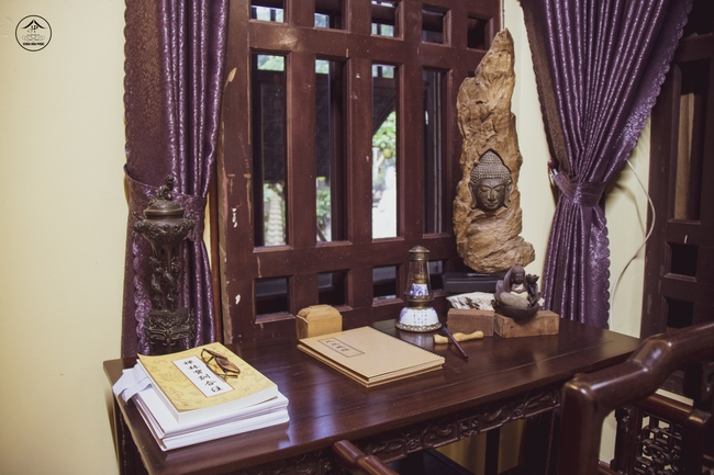 Being still the fragrance of virtue to thousands of years