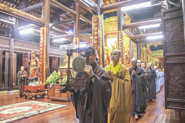 Being still the fragrance of virtue to thousands of years