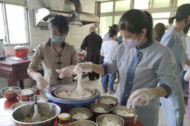 Ullambana away from home – Linh An (Linh Yin) Pagoda in Taipei, Taiwan