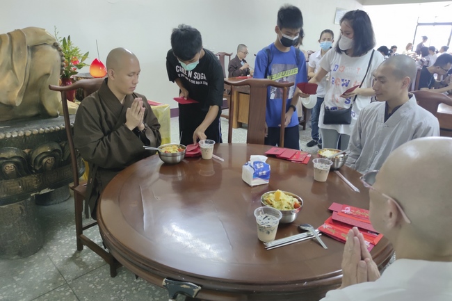 Ullambana away from home – Linh An (Linh Yin) Pagoda in Taipei, Taiwan