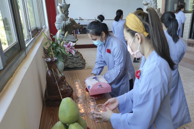 Ullambana away from home – Linh An (Linh Yin) Pagoda in Taipei, Taiwan