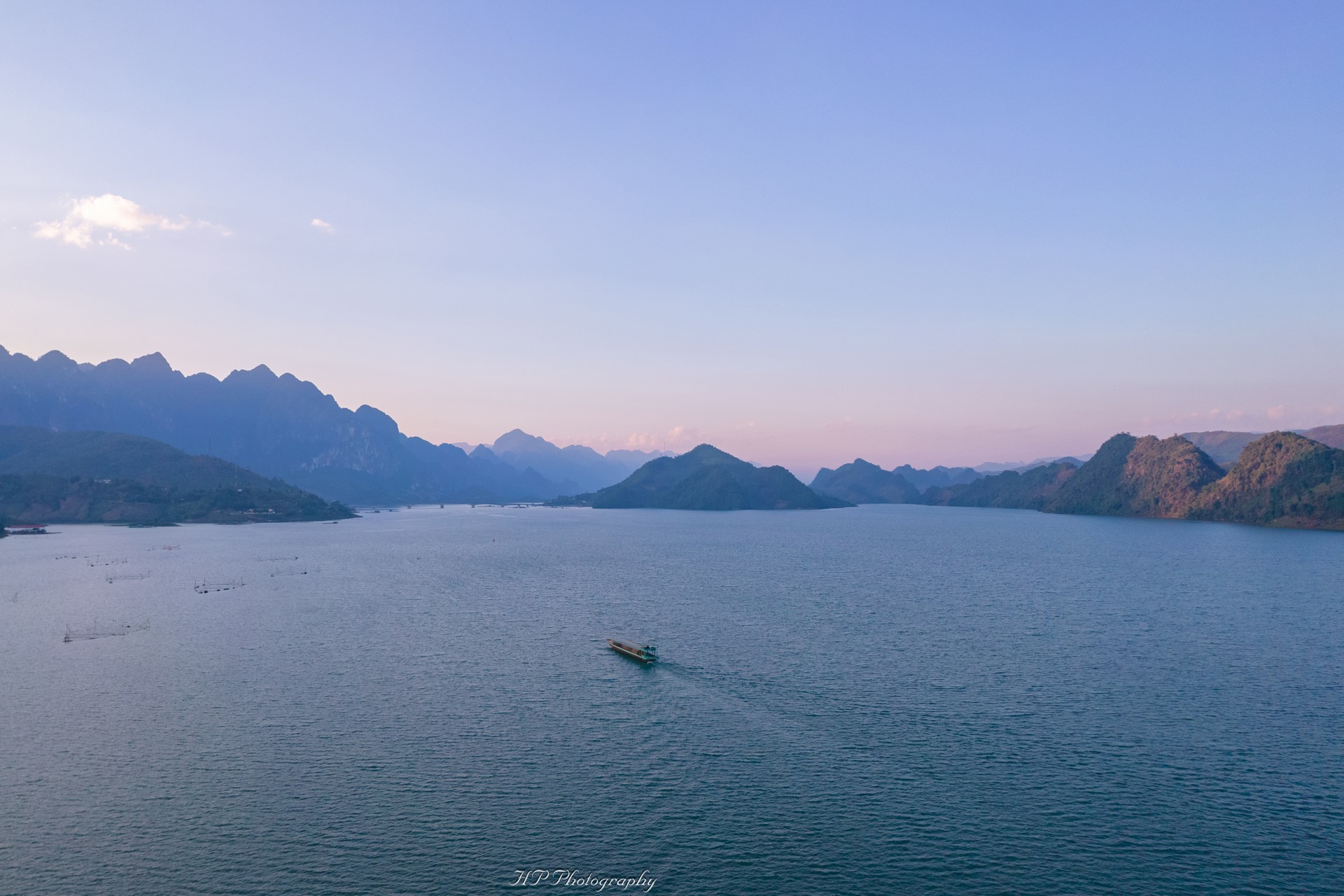 Non nước Tây Bắc - Cảnh sắc Quỳnh Nhai