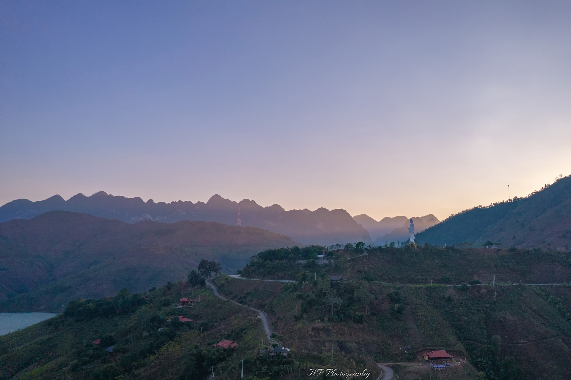 Non nước Tây Bắc - Cảnh sắc Quỳnh Nhai