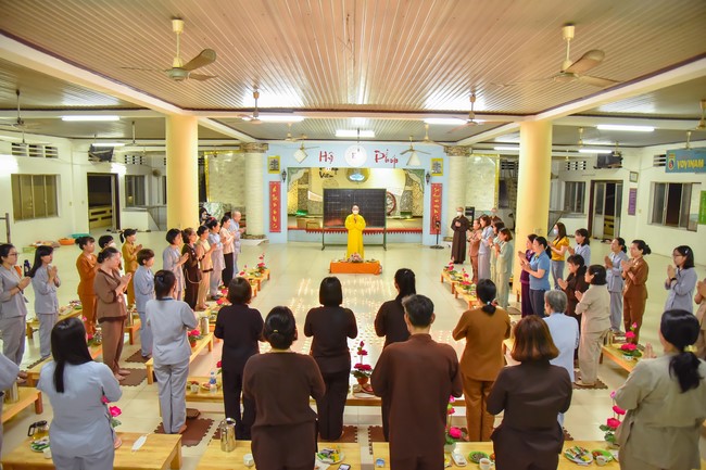 Tất niên lớp học tiếp cận kinh Nikāya