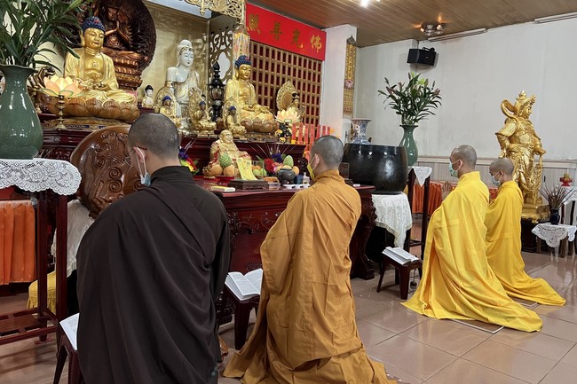 Year-end Retreat of Linh An pagoda – Repentant Ceremony