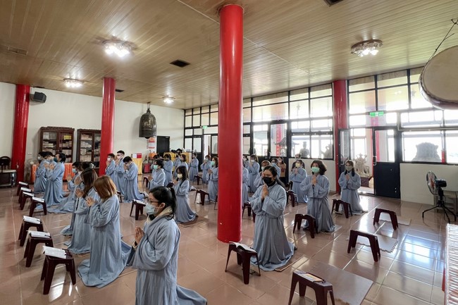 Year-end Retreat of Linh An pagoda – Repentant Ceremony