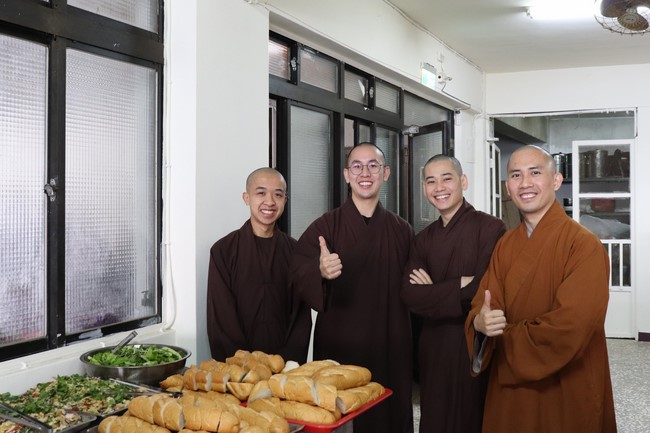 Year-end Retreat of Linh An pagoda – Repentant Ceremony