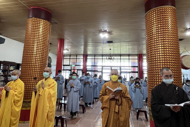 Year-end Retreat of Linh An pagoda – Repentant Ceremony