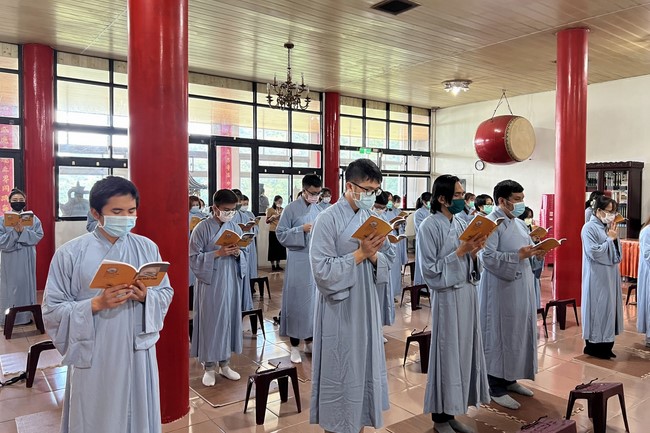 Year-end Retreat of Linh An pagoda – Repentant Ceremony