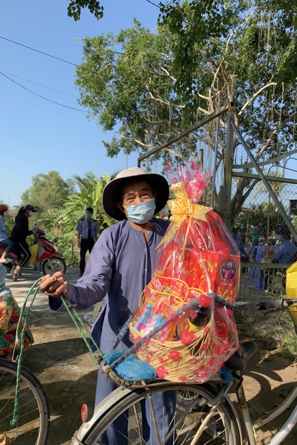 Spring Smile Program of  An Huong Pagoda