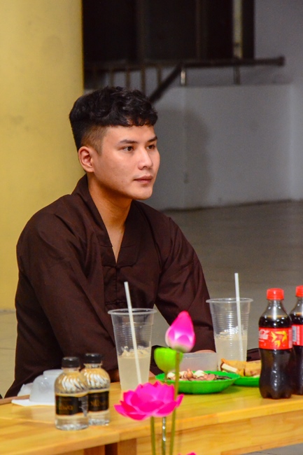 Year’s end party of balloons' Shaping group