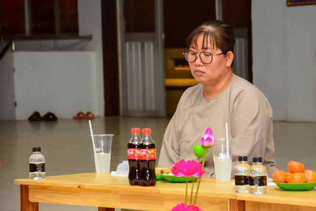 Year’s end party of balloons' Shaping group