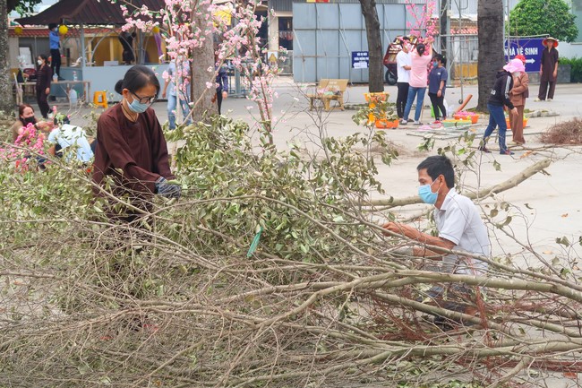 Preparation Activities to Welcome Year of Tiger (part 2)