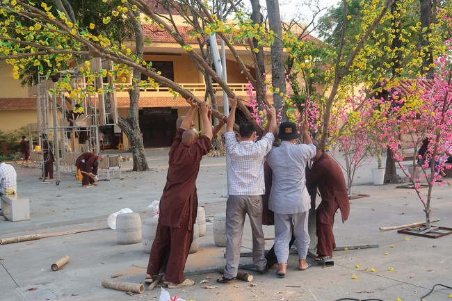 Preparation Activities to Welcome Year of Tiger (part 2)