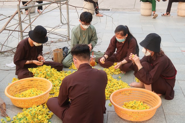 Preparation Activities to Welcome Year of Tiger (part 2)