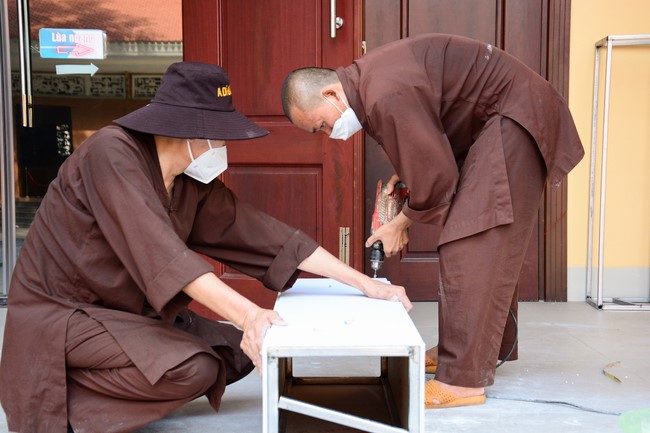 Preparation Activities to Welcome Year of Tiger (part 2)