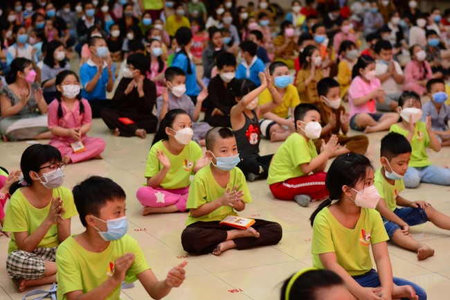 Gratitude Ceremony – Year End Party of the Nurturing Wisdom class