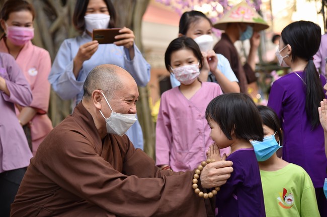 Gratitude Ceremony – Year End Party of the Nurturing Wisdom class