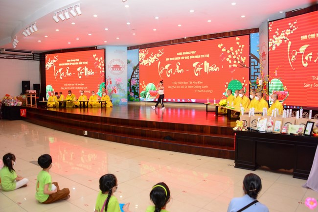 Gratitude Ceremony – Year End Party of the Nurturing Wisdom class