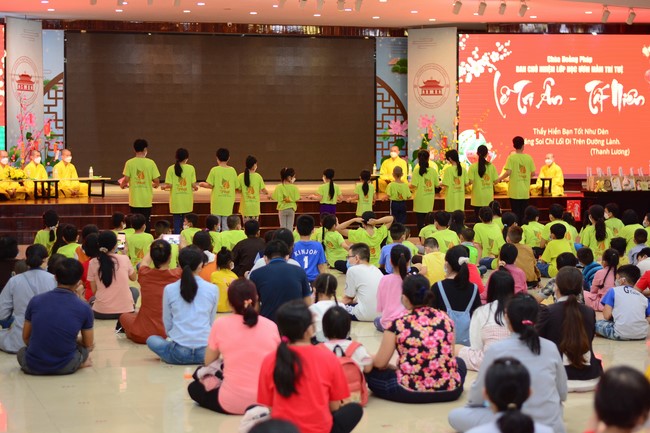 Gratitude Ceremony – Year End Party of the Nurturing Wisdom class