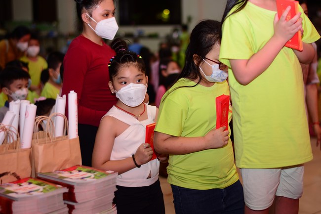 Gratitude Ceremony – Year End Party of the Nurturing Wisdom class