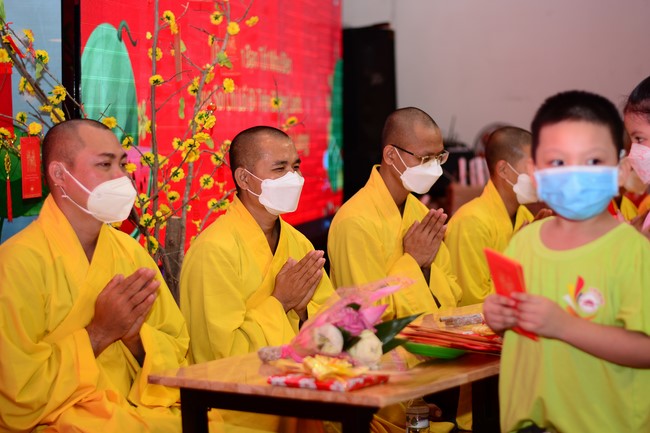 Gratitude Ceremony – Year End Party of the Nurturing Wisdom class