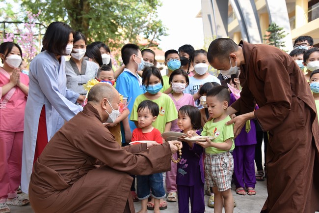 Gratitude Ceremony – Year End Party of the Nurturing Wisdom class