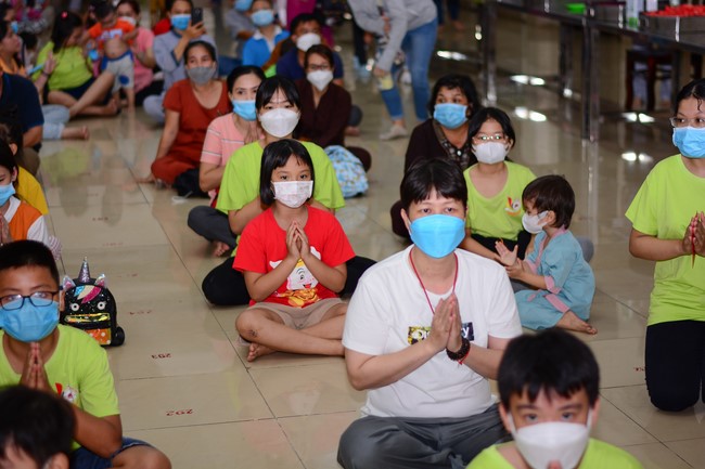 Gratitude Ceremony – Year End Party of the Nurturing Wisdom class