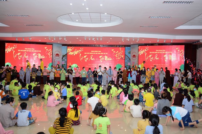 Gratitude Ceremony – Year End Party of the Nurturing Wisdom class