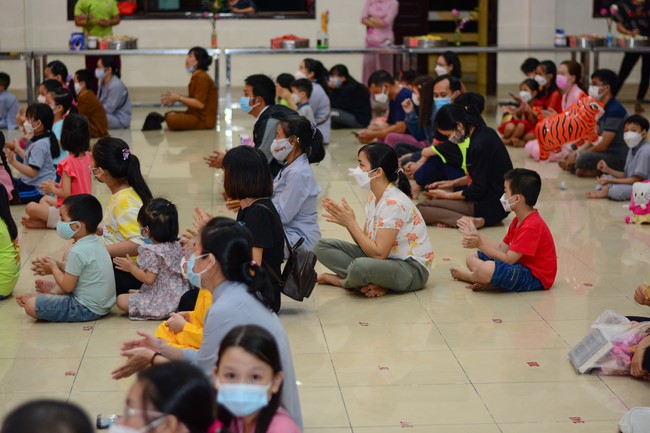 Gratitude Ceremony – Year End Party of the Nurturing Wisdom class