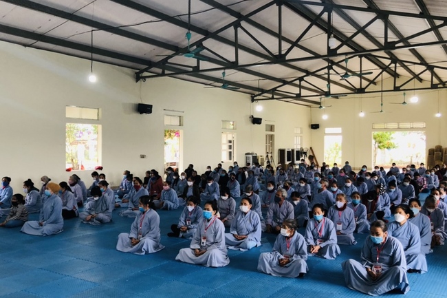 The rite of Dharma thanking at Dong Cao pagoda