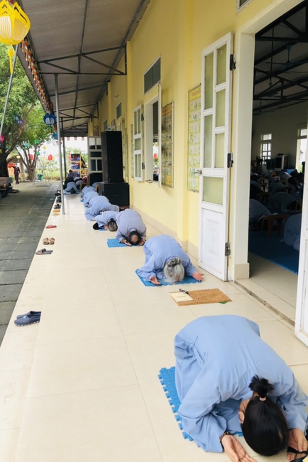 The rite of Dharma thanking at Dong Cao pagoda