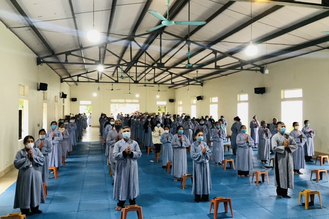 The rite of Dharma thanking at Dong Cao pagoda