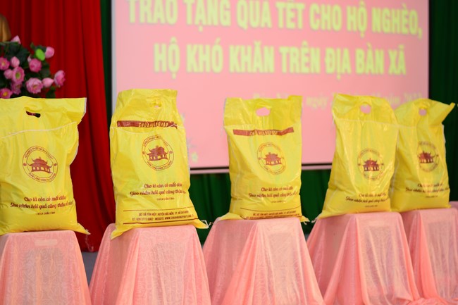 Charity trip in Tay Ninh