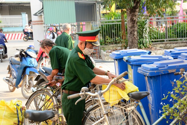 Charity trip in Tay Ninh